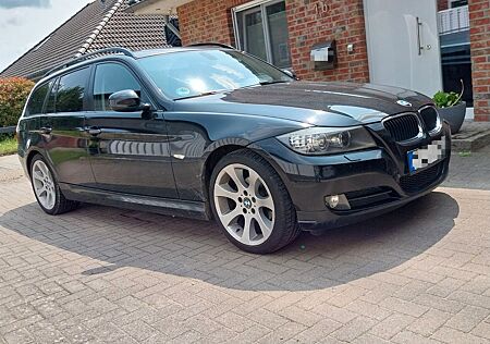 BMW 318i Touring -