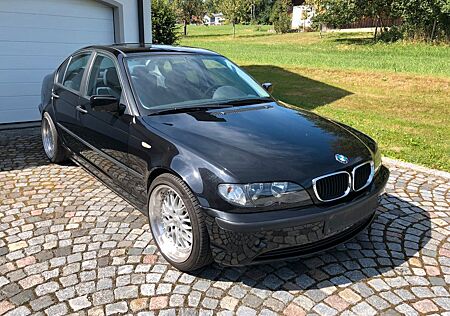 BMW 318i -