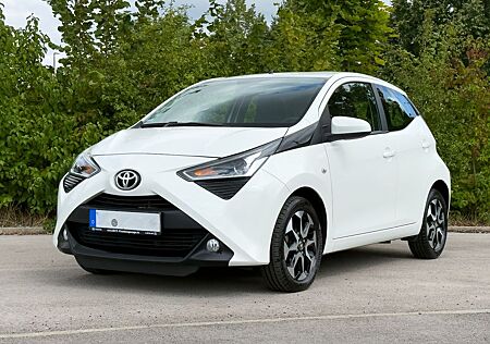 Toyota Aygo (X) Aygo 1.0 // CarPlay, Rückfahrkamera, Klima, usw.