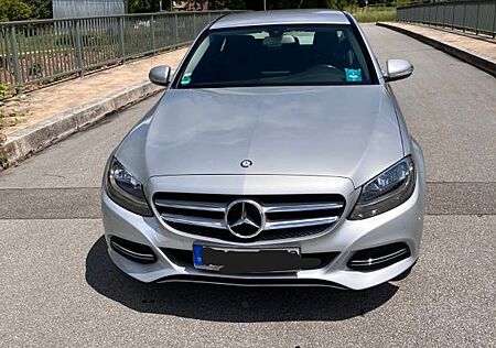 Mercedes-Benz C 180 AVANTGARDE
