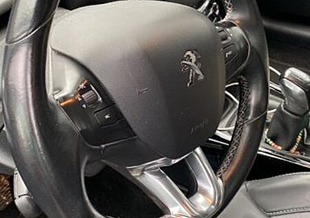 Peugeot 2008 Active PureTech 110 Stop&Start Active