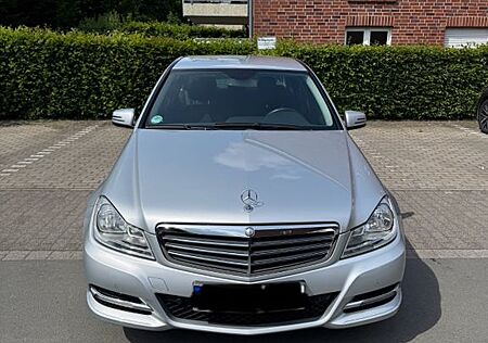 Mercedes-Benz C 180 BlueEFFICIENCY -