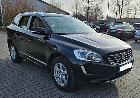 Volvo XC 60 XC60 D4 Summum Leder/ 8fach bereift/ Pano/ 2WD