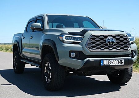 Toyota Tacoma 2023 offroad IRONMAN