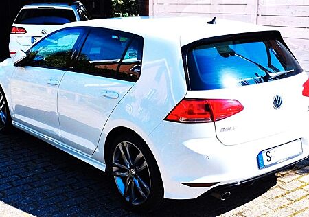 VW Golf Volkswagen 1.2 TSI R-Line
