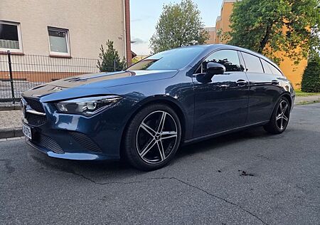 Mercedes-Benz CLA 220 Shooting Brake CLA Shooting Brake 220d Progressive Line Advance