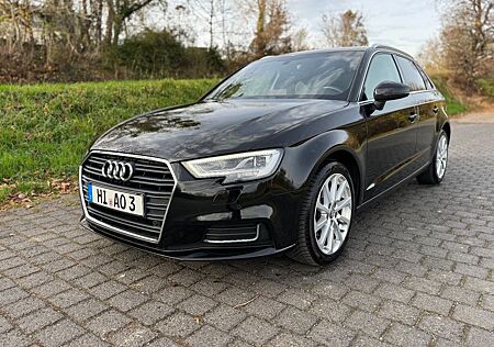 Audi A3 1.6 TDI S tronic Sportback *CARPLAY*SHZ*PDC*