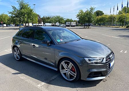 Audi S3 TFSI S tronic quattro Sportback -