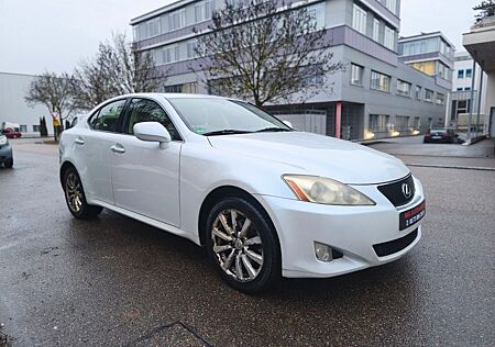 Lexus IS 250 AWD *Leder*Xenon*Kamera*Schiebedach