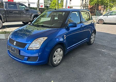 Suzuki Swift 1,3