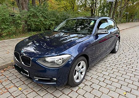 BMW 116i Sport Line Sport Line