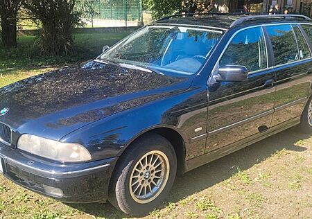 BMW 523i E39 Touring