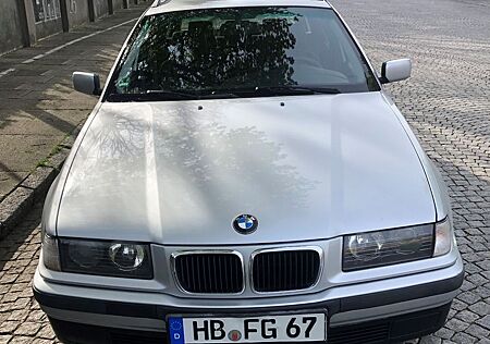 BMW 316i E36 Touring AHK Klima Leder Sitzheizung