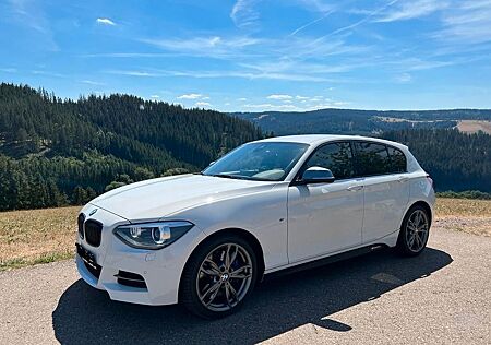 BMW M135i xDrive -