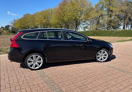 Volvo V60 D5 Summum
