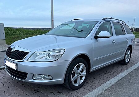 Skoda Octavia 2.0 TDi Combi Best of 6-Gang Euro 5 AHK