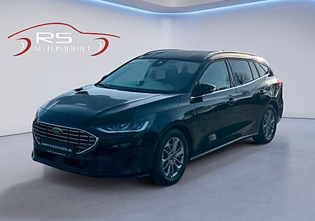 Ford Focus Turnier Titanium Style / Head up