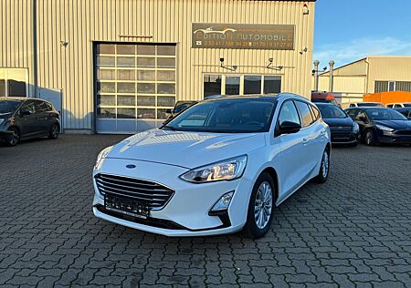 Ford Focus Turnier Titanium-NAVI-KAMERA-LEDER