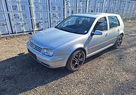 VW Golf Volkswagen 2.0l TÜV NEU 2/27