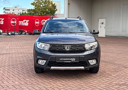 Dacia Sandero II Stepway Celebration Navi PDC AHK