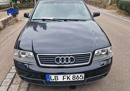 Audi A6 2.5 TDI Avant -