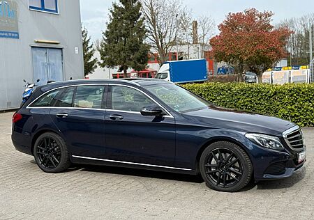 Mercedes-Benz C 400 T 4Matic AIRMATIC*Pano*Burmester*S.heizung