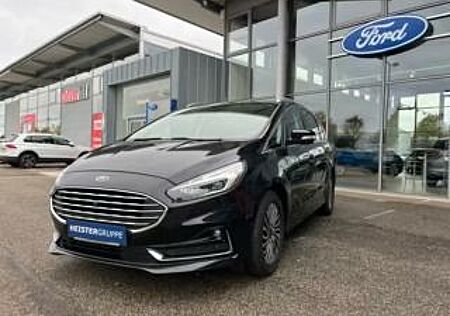 Ford S-Max Titanium