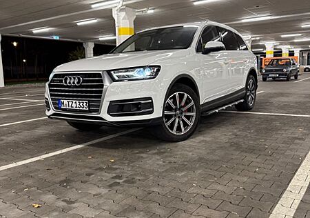 Audi Q7 ultra 3.0 TDI quattro tiptronic -