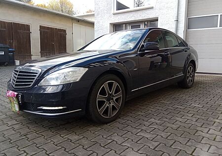 Mercedes-Benz S 350 BlueTEC -
