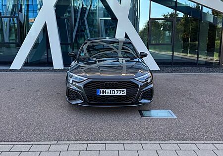 Audi A3 30 TFSI S tronic S line S line