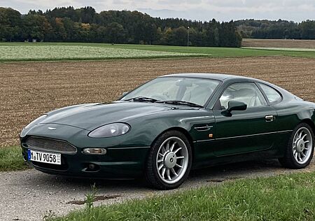 Aston Martin DB7 Coupe -