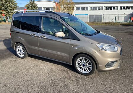 Ford Tourneo Courier 1.0 EcoBoost 74kW Titanium T...