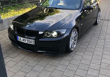 BMW 325i touring -