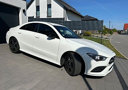 Mercedes-Benz CLA 180 -