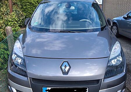 Renault Scenic III Luxe dCi 150 FAP Automatik 17 Zoll LM