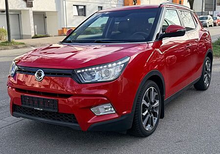 SsangYong Tivoli 1.6 e-XDi 160 QUARTZ 2WD/R-KAM/LEDER/NAVI