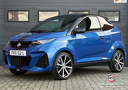 Aixam Coupé GTI Brommobiel 07-2025 DEMO 600KM CARPLAY