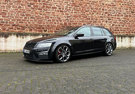 Skoda Octavia 2.0 TDI DSG RS Challenge Combi RS