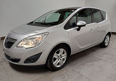 Opel Meriva 1,4 Turbo "Design Edition"/Einpark.