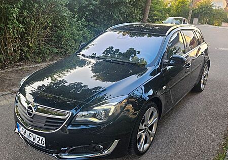 Opel Insignia ST 2.0 ECOTEC DI T ecoFL. 4x4 Sport...