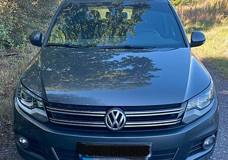 VW Tiguan Volkswagen 2.0 TDI BlueMotion Technology LIFE LI...