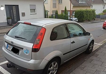 Ford Fiesta mit TÜV 06/26 - TOP Zustand / Anfäng