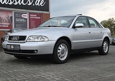 Audi A4 2.4 *V6*2.HD*SCHECKHEFT*GARANTIE*