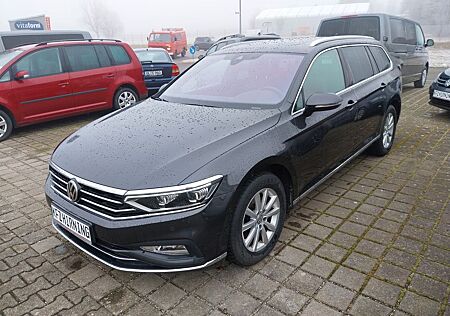 VW Passat Variant Volkswagen TDI Elegance Voll Leder