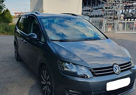 VW Sharan Volkswagen 2.0 TDI SCR 135kW DSG BMT Highline