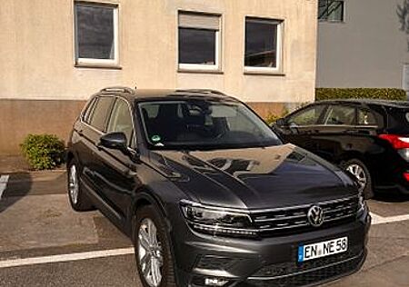 VW Tiguan Volkswagen Highline 2.0 TDI DSG LED AHK TÜV