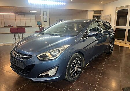 Hyundai i40 *cw*5*Star*Edition*SHZ*AHK*TPM*X-enon*