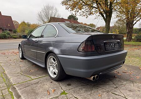 BMW 323i Coupe