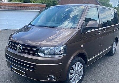VW T5 Multivan Volkswagen Highline