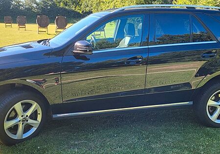 Mercedes-Benz ML 350 BlueTEC 4MATIC -